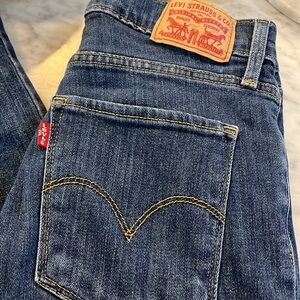 Levis 724 High rise straight crop